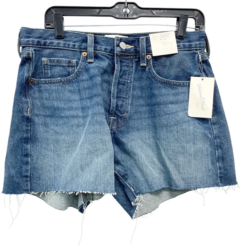 Universal Thread Women's Blue 90's Baggy Raw Hem Denim Jean Shorts Size 4